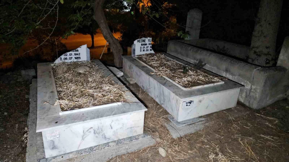 Adana’da Mezarlıkta Taş Kırma Olayı