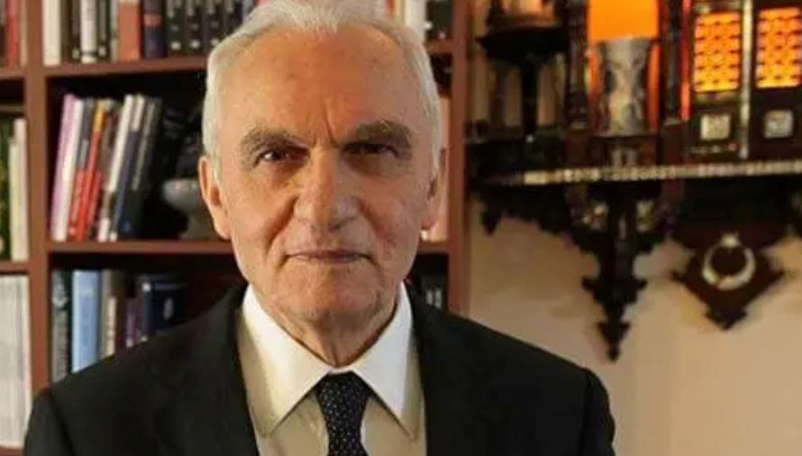AK Parti’nin ilk Dışişleri Bakanı Yaşar Yakış hayatını kaybetti (Yaşar Yakış kimdir?)