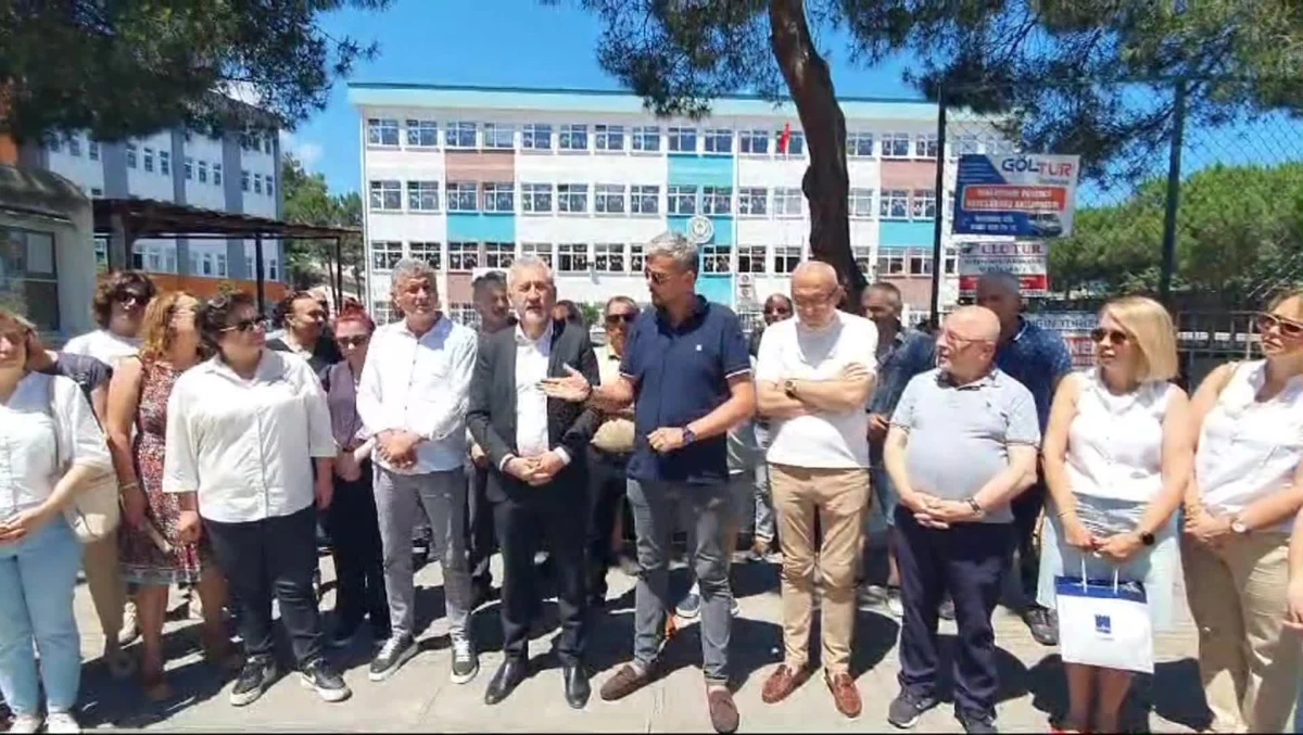CHP Ordu Milletvekili Mustafa Adıgüzel, TÜGVA’nın Ordu Altınordu İlkokulu’nda faaliyet yürütmesine tepki gösterdi