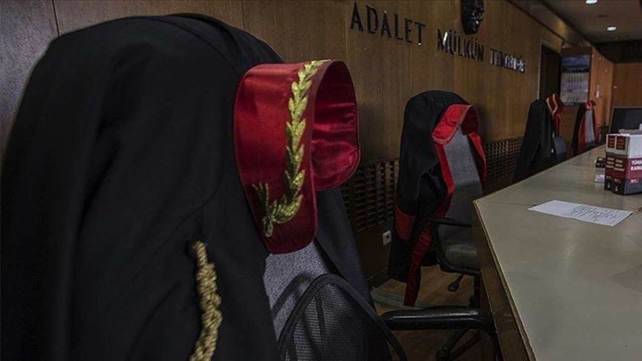 ‘Ergenekon’da kumpas’ davasında, 4 eski hakime hapis cezası