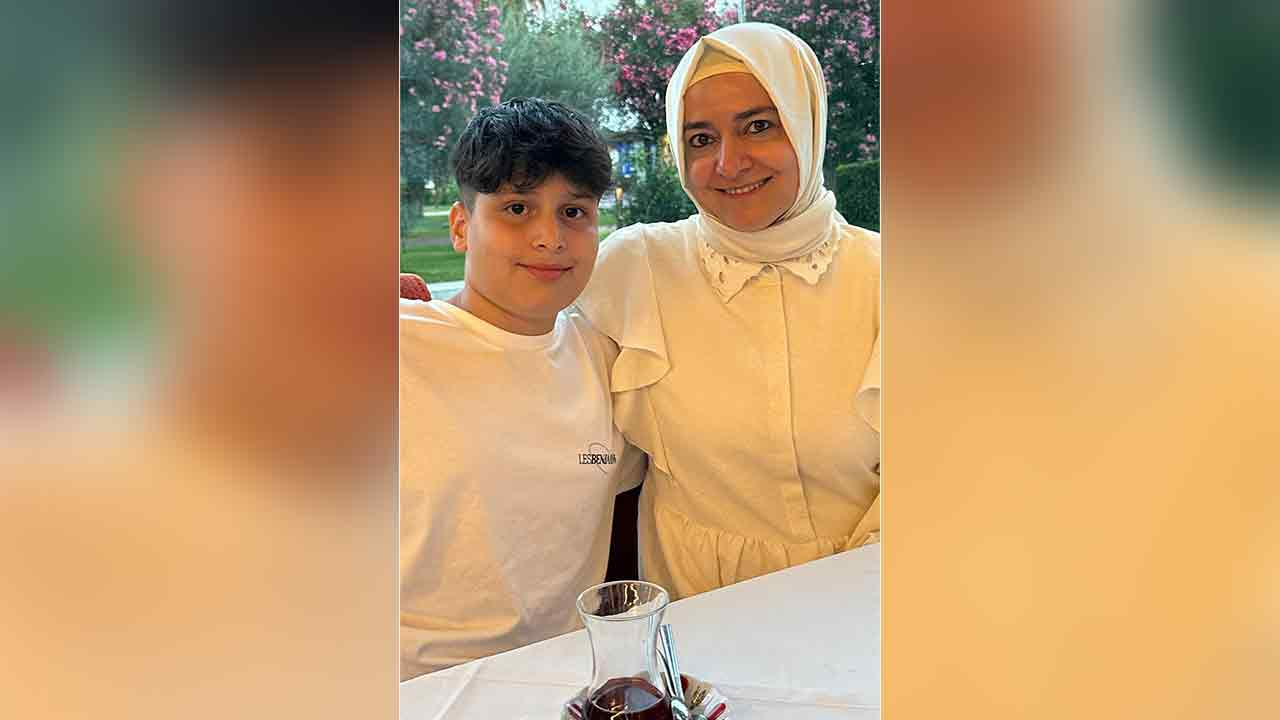 Fatma Betül Sayan Kaya’nın oğlu LGS’de Türkiye birincisi oldu