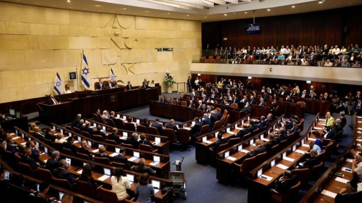 İsrail’de koalisyon ortağı Şas Partisi: Hükümet dağılmak üzere