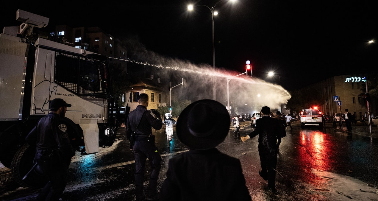 İsrail’de Yahudiler ile polis çatıştı