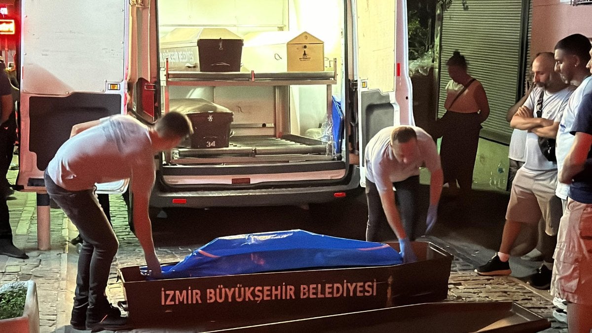 İzmir’de iki kardeşin otelden cansız bedeni çıktı