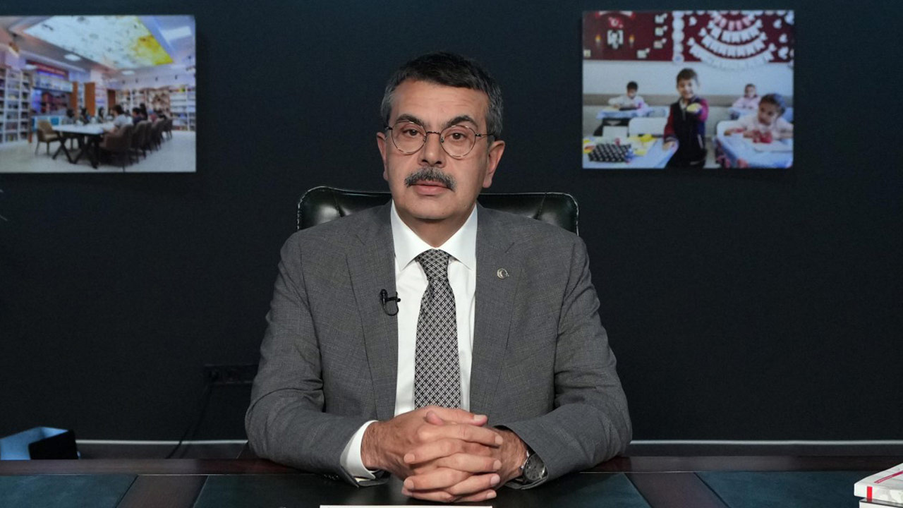 Milli Eğitim Bakanı Yusuf Tekin öğretmenlere seslendi: ‘Türkiye Yüzyılı Modeli’ için yüz yüze eğitim