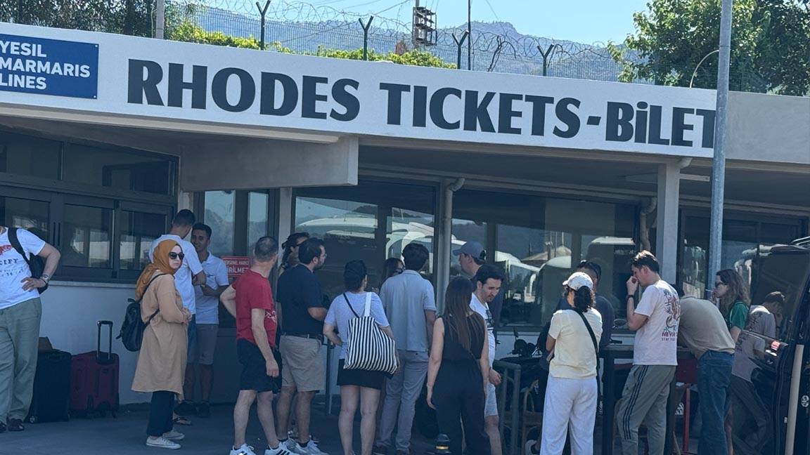 Tatilcilerin Rodos’taki kapıda vize sıkıntısı çözüldü