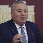 rektor-icin-suc-duyurusu-B4hOV7bE