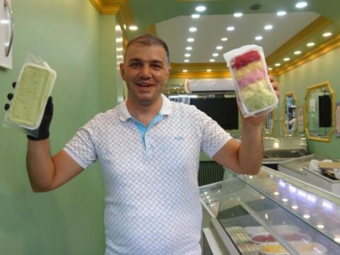 Kilosu 400 lira topu 10 lira RYIEJqn8